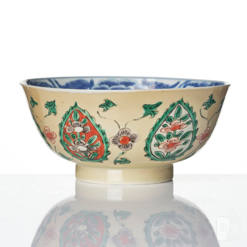 A famille verte bowl and a dish, - 图8